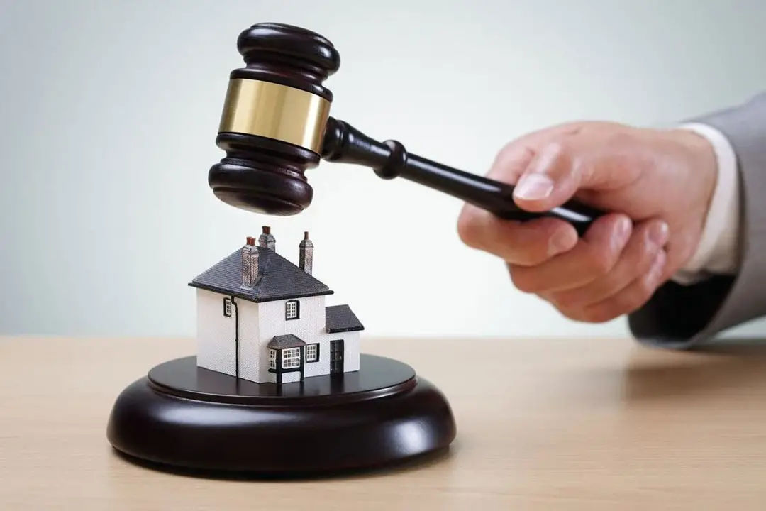 وکیل شهرام محقق دولت آبادی در اصفهان مزایای انتخاب